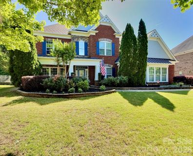 2905 Julian Glen Circle pending home in The Chimneys Of Marvin, Waxhaw, NC