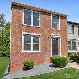 9416 Lexington Circle