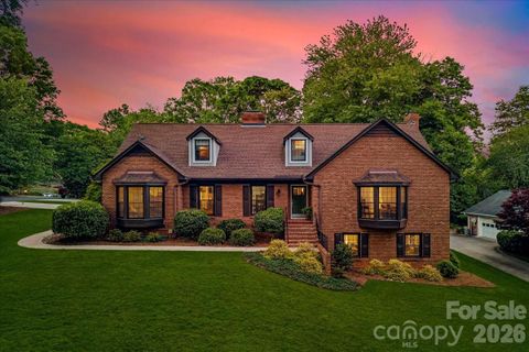 Homes in Robinson Woods, Charlotte