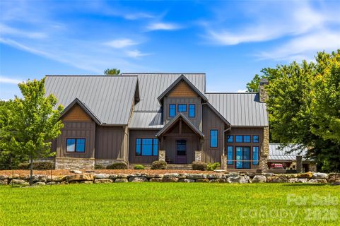 4862 Pinnacle Mountain Road active home in Pinnacle Falls, Zirconia, NC