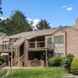 48 Ravencroft Lane