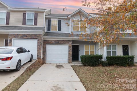 11033 Ardglass Court active home in Villages At Back Creek, Charlotte, NC