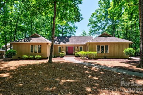 6 Honeysuckle Woods active home in River Hills, Lake Wylie, SC