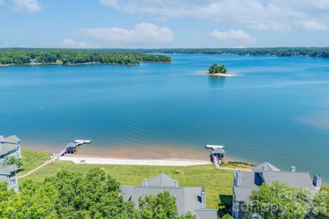 703 Lake Club Drive sold home in Lake Club, Rock Hill, SC