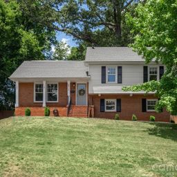 6912 Woodstock Drive