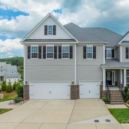 208 Canoe Pole Lane