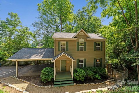 1 Pickwick Road active home in Kenilworth, Asheville, NC
