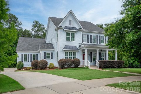 5752 Morris Hunt Drive active home in Baxter Village, Fort Mill, SC