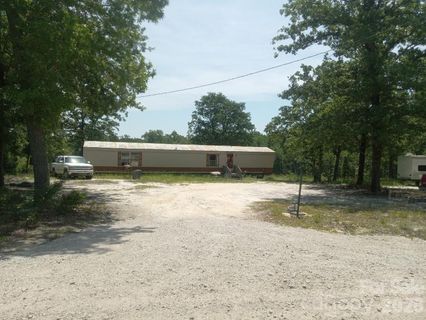 3328 Love Road