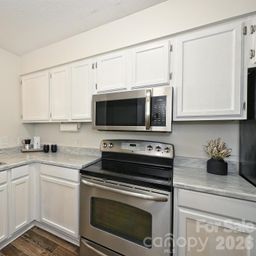 3131 Heathstead Place