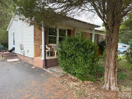 667 Kilborne Drive sold home in Matthews Acres, Gastonia, NC