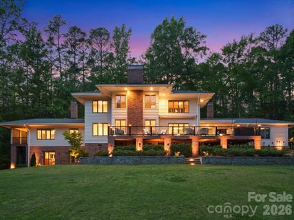 115 Forest Cliff Court
