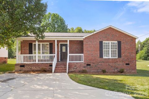 1502 E Main Street
