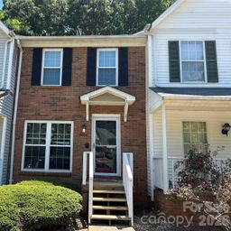 6466 Windsor Gate Lane