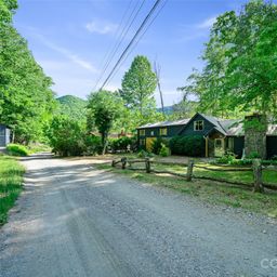 137 Mountain Farm Road