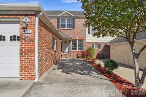 4322 Laurel Hill Lane sold home in Adare Townhomes, Charlotte, NC