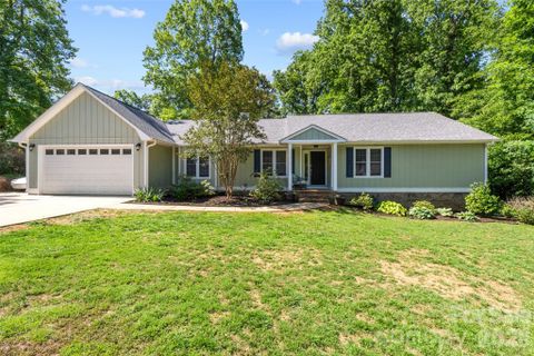 1081 Orchard Drive sold home in Old Orchard, Fort Mill, SC