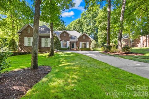 138 Woodstream Circle pending home in Norman Woods, Mooresville, NC