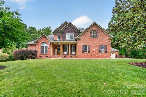 Homes in The Coves, Lake Wylie