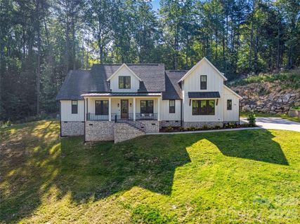 151 Greenbay Road active home in Greenbay Forest, Mooresville, NC