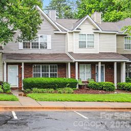 5833 Cougar Lane