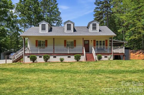 3673 Dockside Lane pending home in Dockside, Sherrills Ford, NC