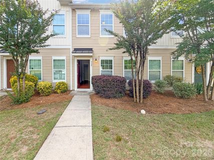 529 Alderman Lane active home in Steele Meadows, Fort Mill, SC