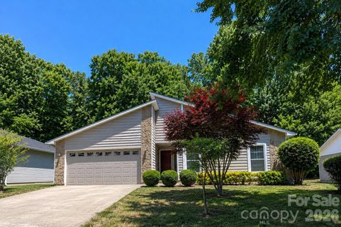 7636 Eastbourne Road sold home in Walden Park, Charlotte, NC