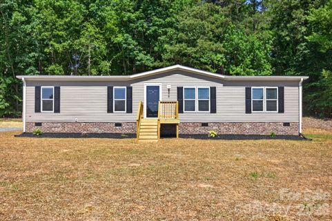 245 Harvick Lane