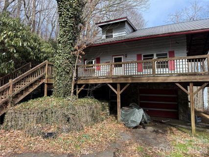 2085 Laurel Ridge