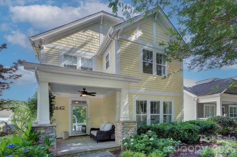 13642 Stumptown Road pending home in Monteith Park, Huntersville, NC