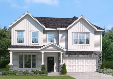 6416 Ludell Lane pending home in Clairmont, Charlotte, NC