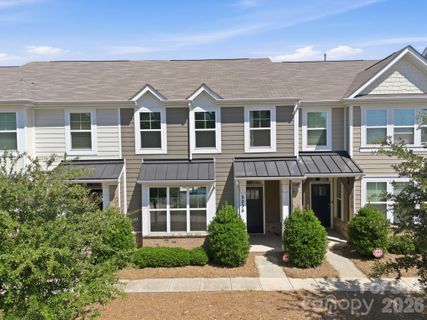 5036 David Cox Road pending home in The Enclave At Davis Lake, Charlotte, NC