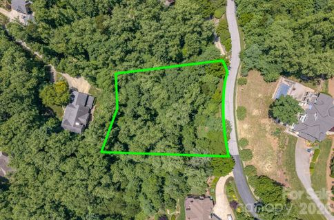 10 Fall Mountain Road active home in Poplar Ridge, Asheville, NC