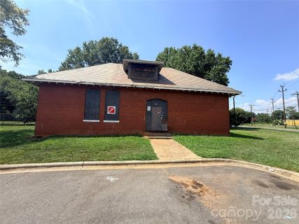 4145 Gossett Avenue