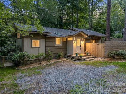 701 Azalea Avenue