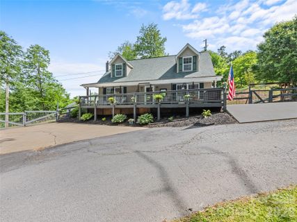 222 Thistle Ridge