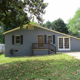 307 6th Street