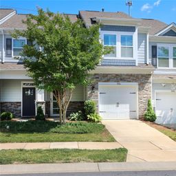 1086 Chicory Trace