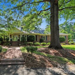 930 Scotch Drive