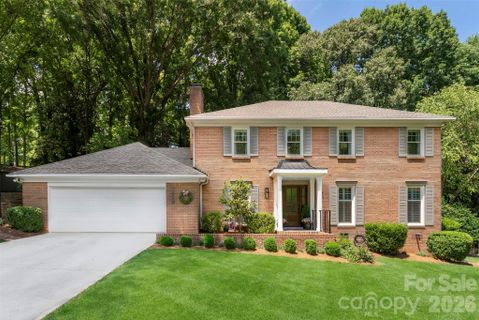 6613 Rocky Falls Road active home in Stonehaven, Charlotte, NC