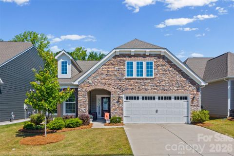 3199 Windhaven Lane active home in Windhaven, Fort Mill, SC