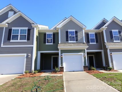 2718 Yeager Drive sold home in Piper Landing, Concord, NC