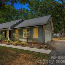 7795 Old Post Road