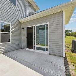 434 Luna Lane