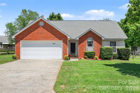 1010 Ridgefield Circle