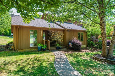 1759 12th Street sold home in Huntington Woods, Hickory, NC