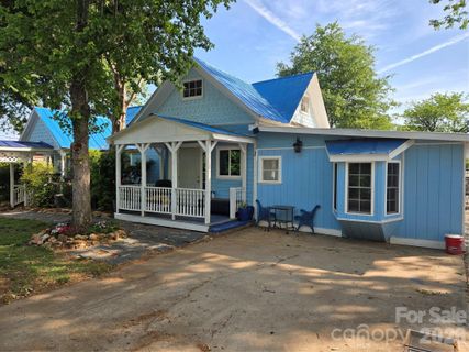 215 Cherry Mountain Street