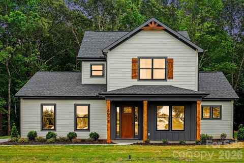 4923 Lancaster Highway