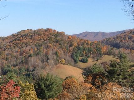 357 Rosewood Lane active home in Loggers Ridge, Burnsville, NC